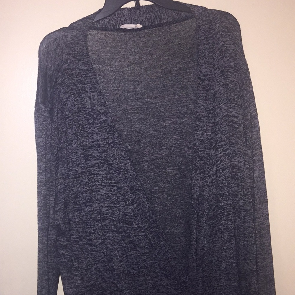 Gray wrap - Picture 3 of 3
